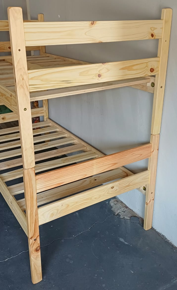Bunk Bed - Pine / Single (91cm)