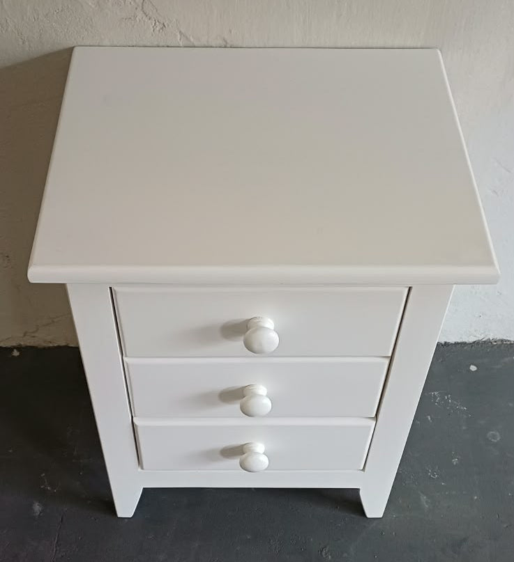 Bedside Table Pine - 3 Draw